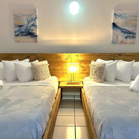 Nautilus By La Jamaca Hotels-Downtown La Parguera Лахас Экстерьер фото